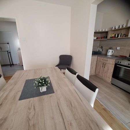 Haus Apartman Zajecar M&L الغرفة الصورة